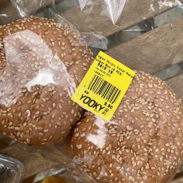 photo of Yookybites Sweet Potato Burger Bun shared by @frugalvegan on  11 May 2022 - review