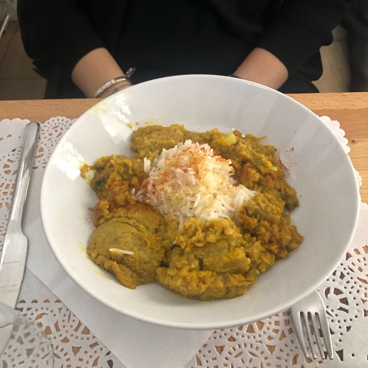 photo of VEG-Joy Dahl di lenticchie rosse shared by @franzepam on  01 Jan 2023 - review