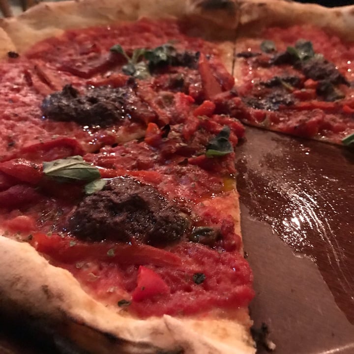 review photo of Gigi's Pizzeria Pepperoni Rosso shared by @glimmertwin on 27 Jul 2020 - review