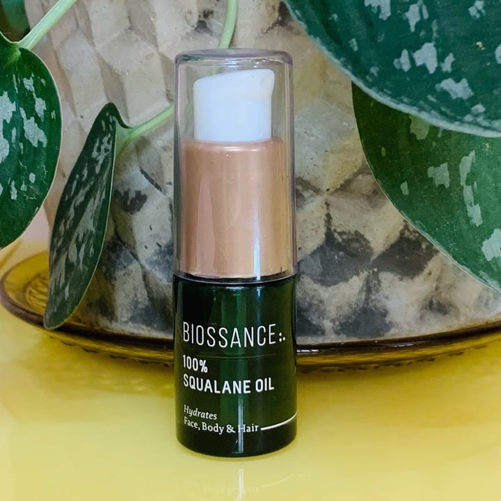 photo of Biossance 100% Squalane Oil shared by @izabeladolago on  18 Apr 2022 - review