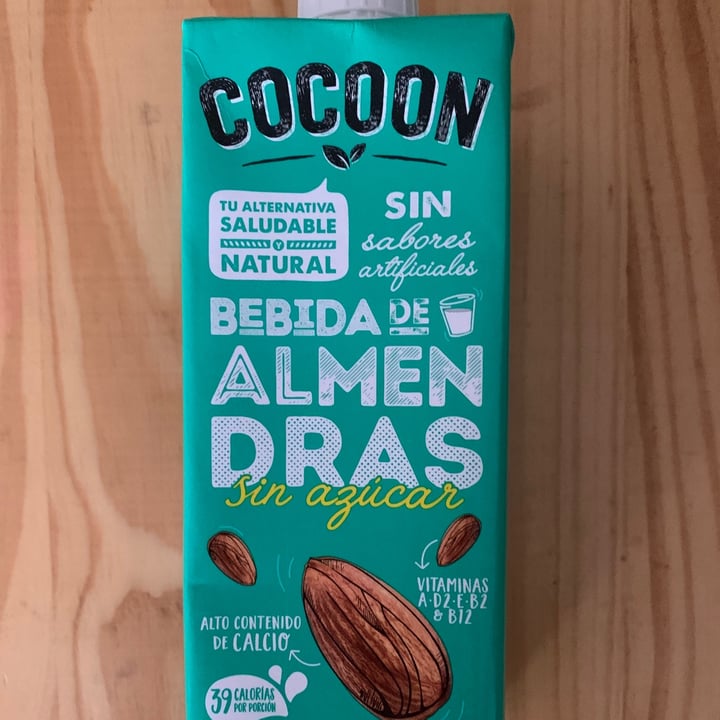 photo of Cocoon Bebida De Almendras Sin Azucar shared by @solebarrenechea on  18 Jun 2021 - review