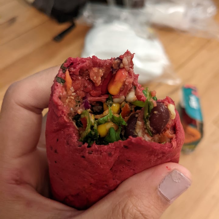 photo of Plant Menu Rainbow Veggie Wrap shared by @katchan on  18 Aug 2022 - review