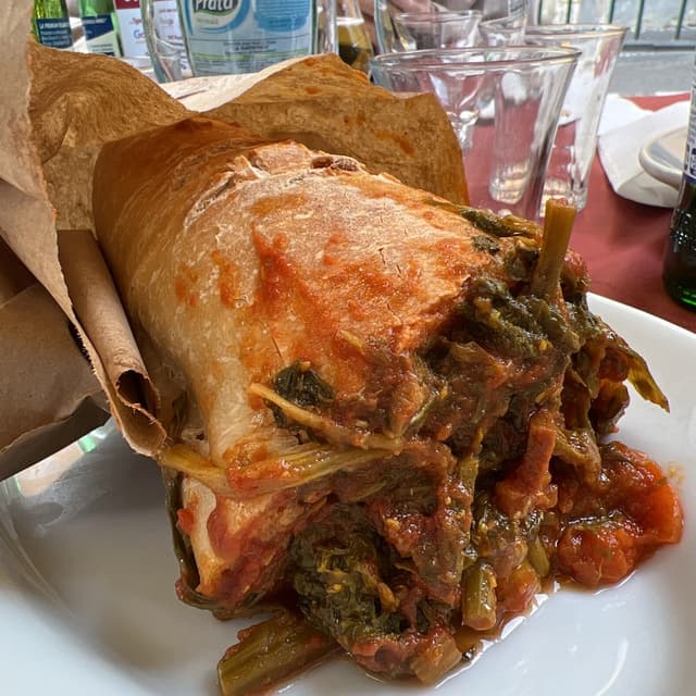 Photo of the dish “Cuzzutiello con Ragù Vegano E Friarielli”