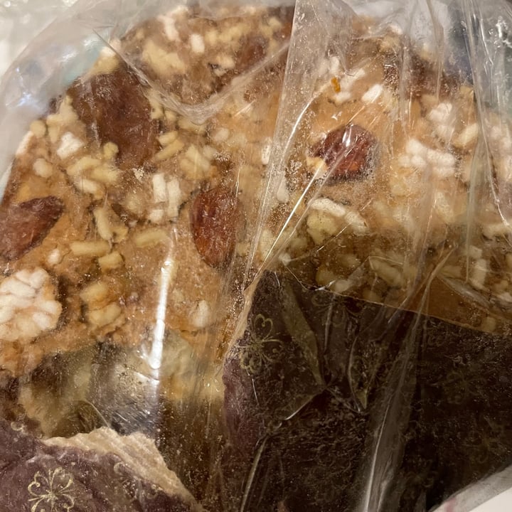 photo of Colomba vegana Milano Veg Colomba shared by @shoutucher on  18 Apr 2022 - review