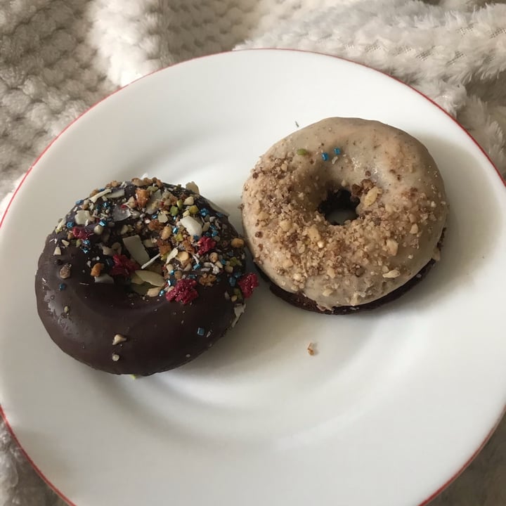 photo of Green & Berry Donut vegano shared by @reginarepera on  24 Jan 2021 - review
