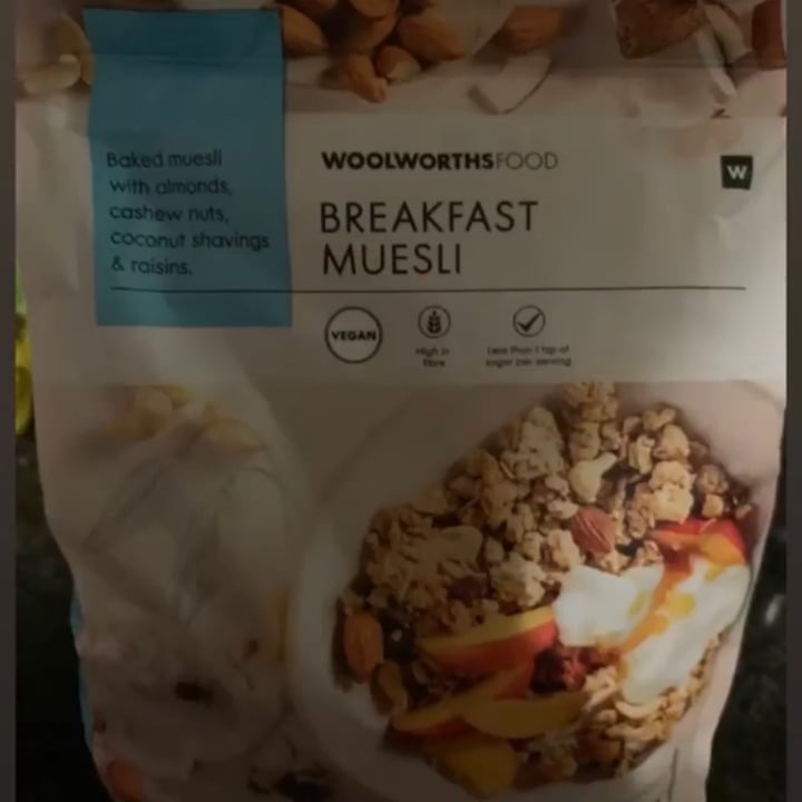 photo of Woolworths Food Breakfast Muesli shared by @niroshap on  20 Oct 2020 - review