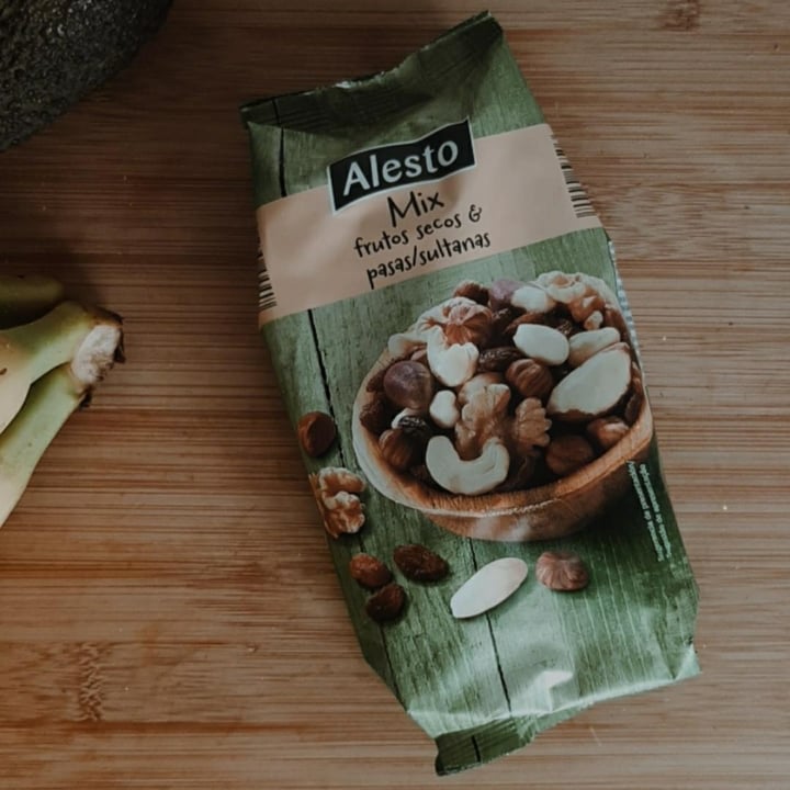 photo of Alesto Mix frutos secos & pasas sultanas shared by @pattivegan on  13 Oct 2020 - review