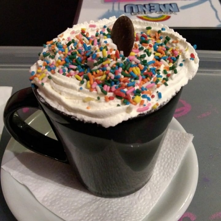 photo of Veg Veg Chocolate quente shared by @vinipea on  21 Jul 2021 - review