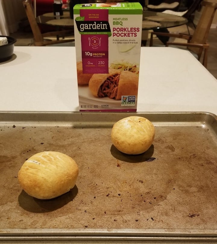 review photo of Gardein BBQ Porkless Pocket Meal shared by @4evervegan on 31 Aug 2019 - review