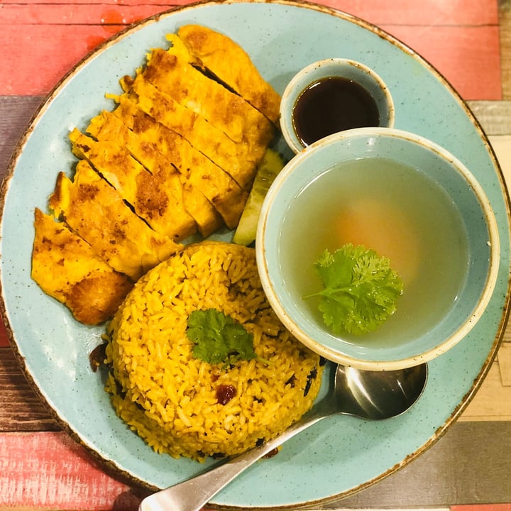 photo of Healthy Thai Vegan & Vegetarian Cuisine Thai Chicken Biryani shared by @thetinyvegan on  19 May 2021 - review