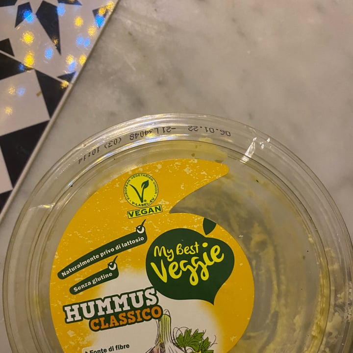 photo of Vemondo  Hummus Clásico shared by @ceciliacalvani on  19 Dec 2021 - review