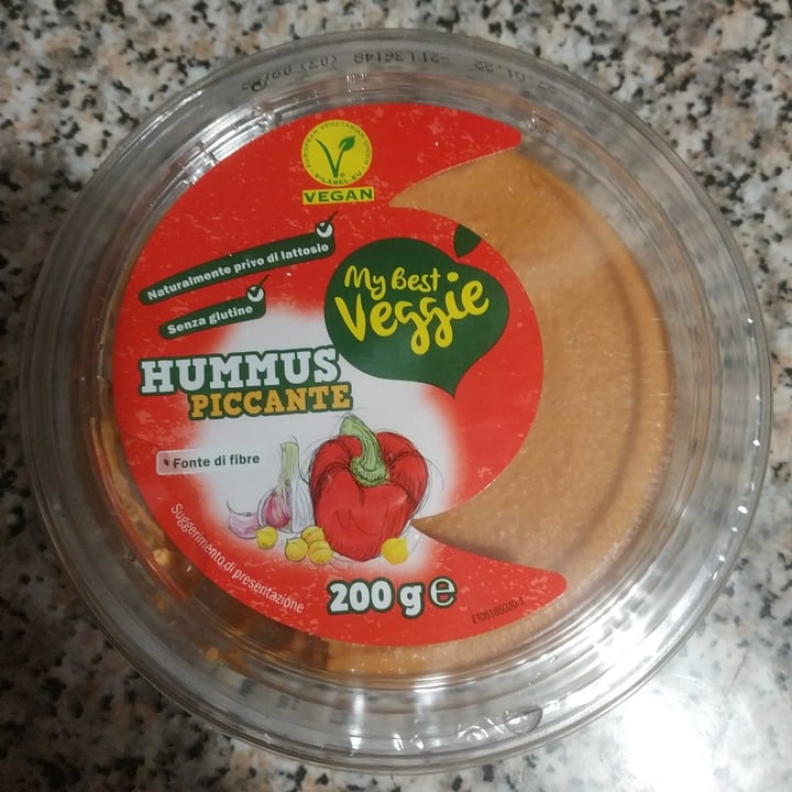 photo of Vemondo Hummus piccante shared by @elisas on  24 Jan 2022 - review