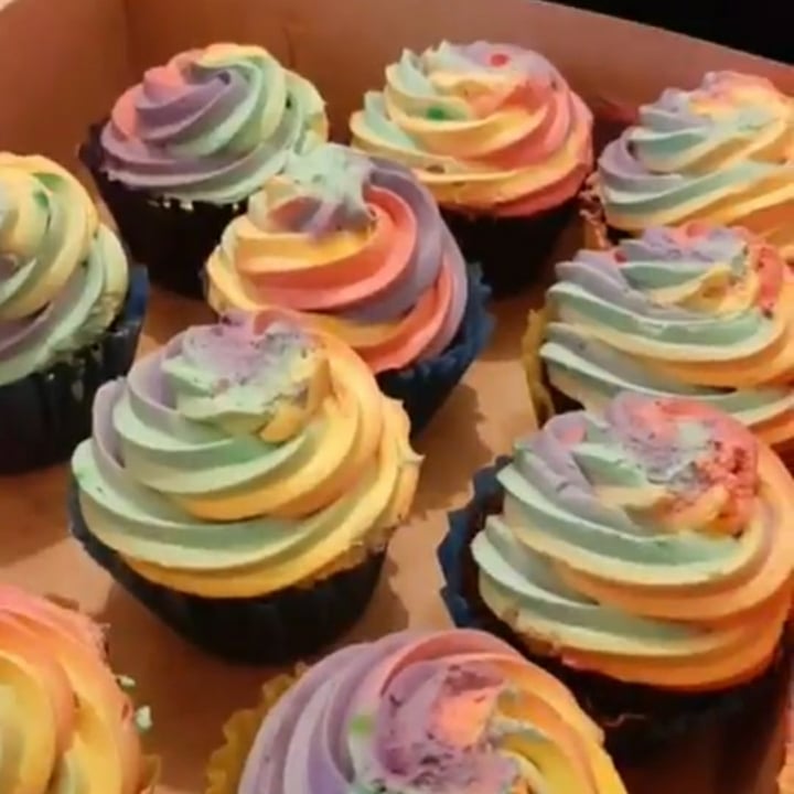 review photo of Algarroba Catering Vegano Cupcakes Unicornio shared by @amnrx on 22 Jan 2021 - review