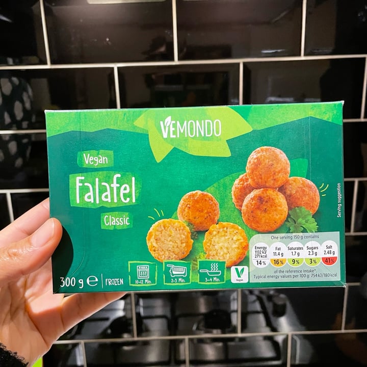photo of Vemondo Falafel shared by @southernveganupnorth on  16 Dec 2021 - review