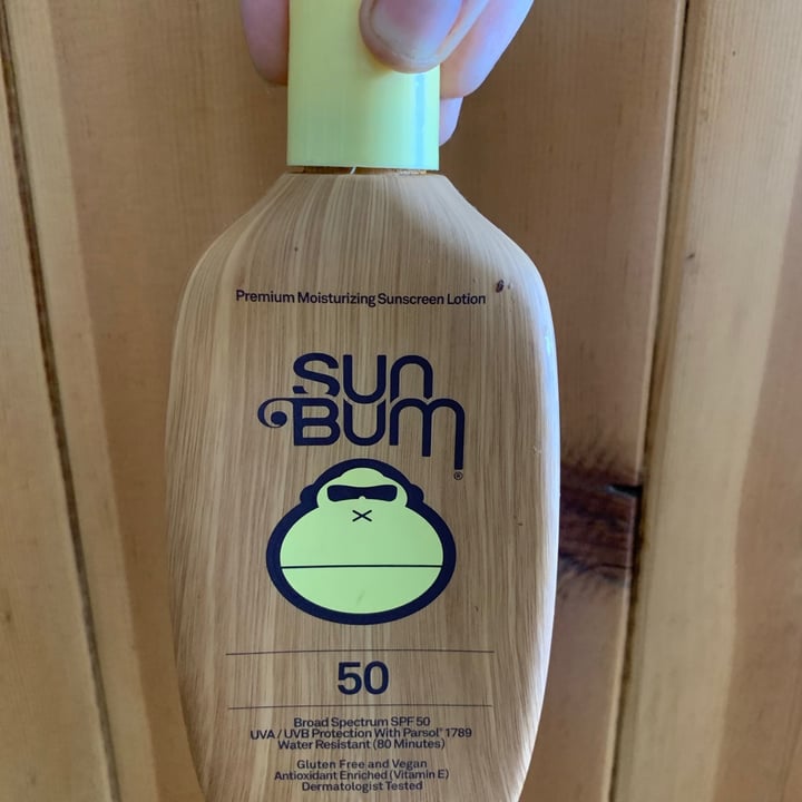 photo of Sun Bum Premium Moisturizing Sunscreen SPF 50 shared by @bananarosie on  15 Oct 2020 - review