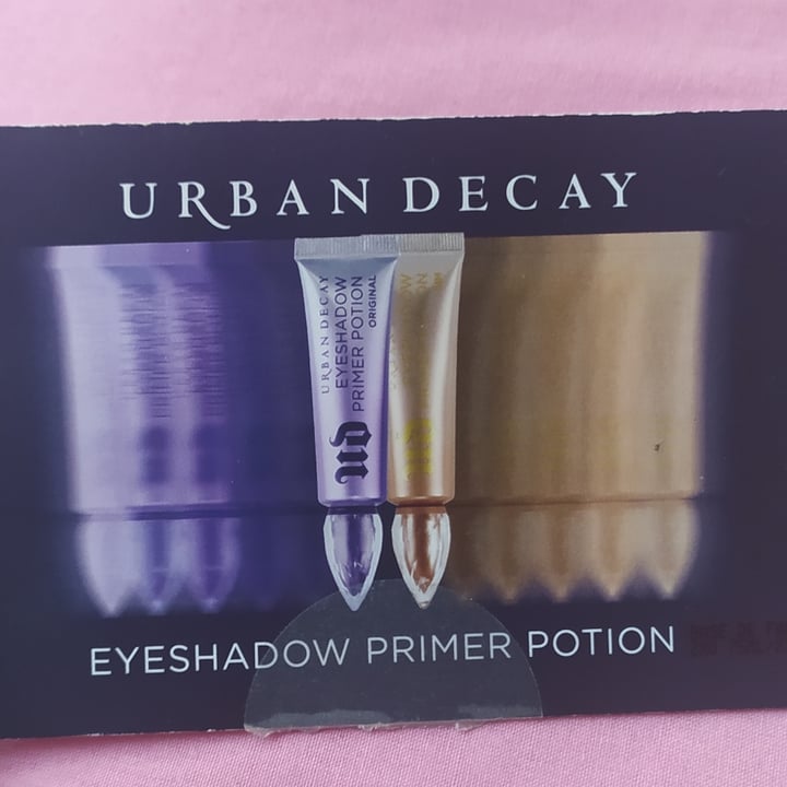 photo of Urban Decay Eyeshadow Primer Potion shared by @mildrethrobr on  03 Oct 2021 - review