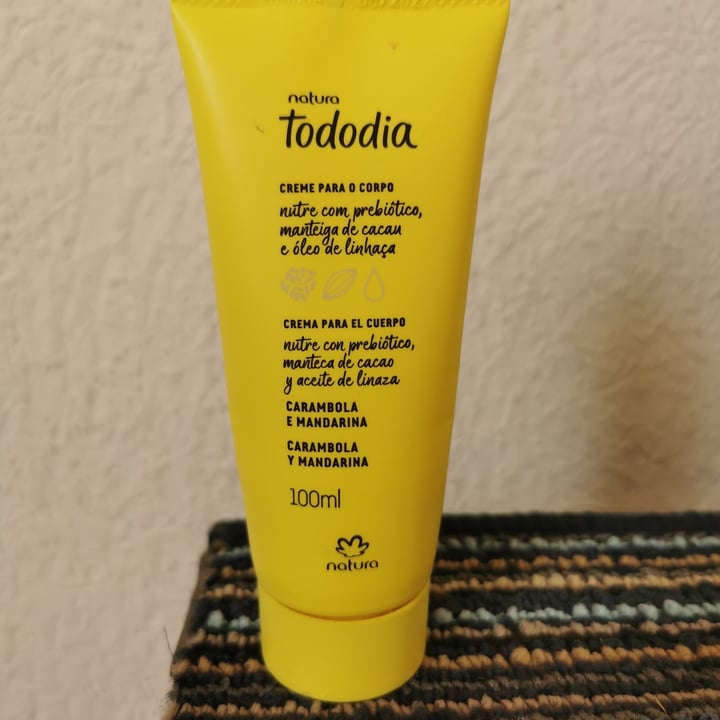 photo of Natura Tododia Crema Carambola Y Mandarina shared by @emilylo on  22 Jul 2021 - review