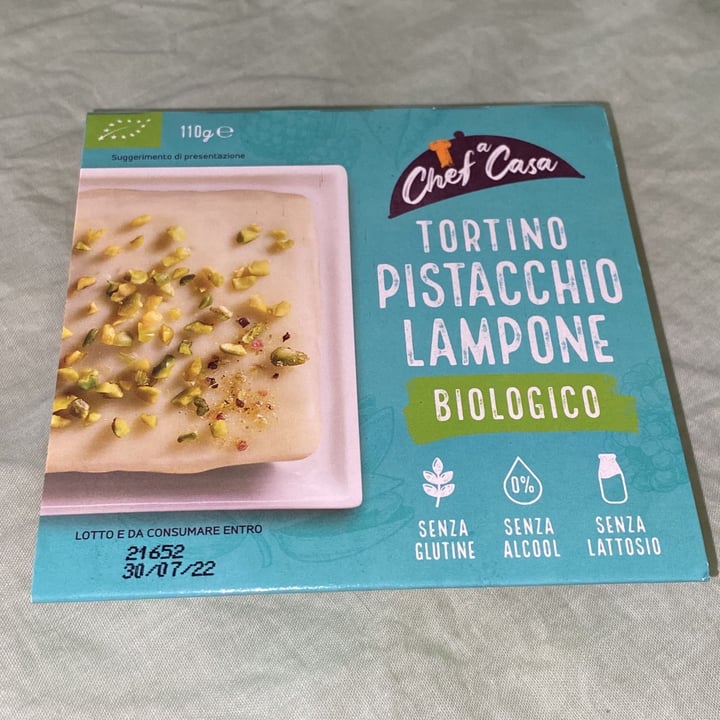 photo of Eurochef Italia Tortino Bio Vegan Pistacchio e Lampone shared by @stelstel on  18 Jul 2022 - review