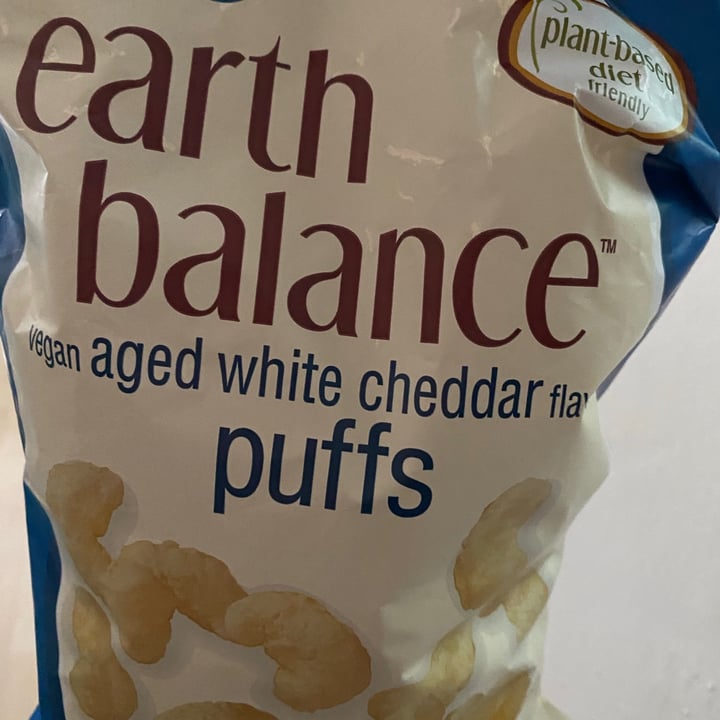 photo of Earth Balance Aged White Cheddar Vegan Puffs shared by @culinaryworkout on  17 Jun 2021 - review