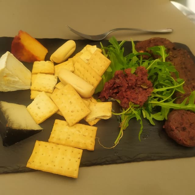 Photo of the dish “Tabla Castiza”