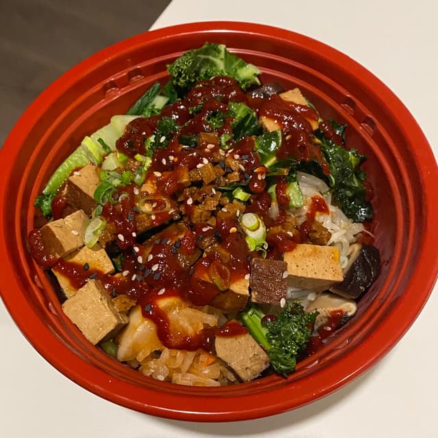 「Bibimbap」の料理の写真