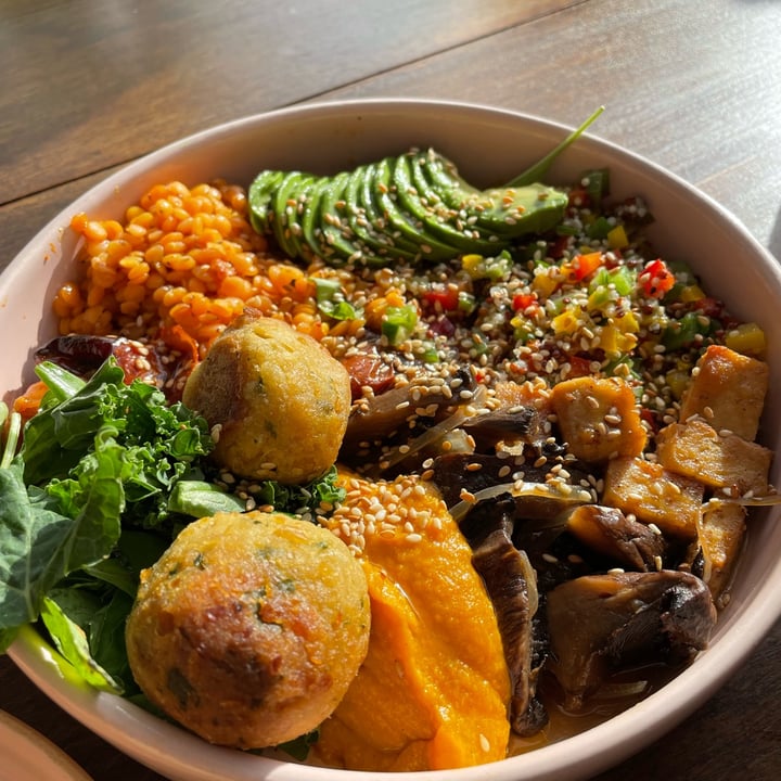 review photo of YUNGA Café Bowl Proteíco shared by @caroesti on 03 May 2022 - review