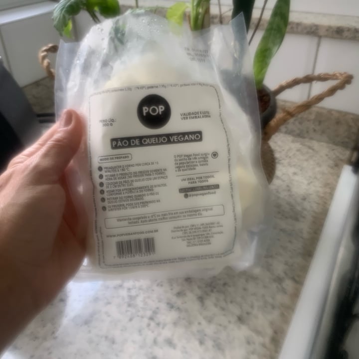 photo of Pop vegan food Pão de queijo shared by @marciapinheiro on  04 Sep 2022 - review
