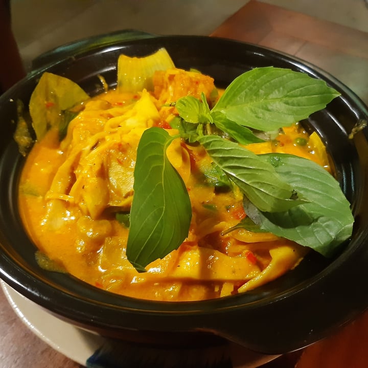 photo of Pi Vegetarian Saigon Bamboo shoot curry shared by @floriance on  16 Nov 2020 - review