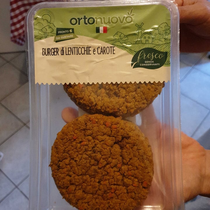 photo of Ortonuovo Burger lenticchie e carote shared by @carlotta11 on  31 May 2022 - review