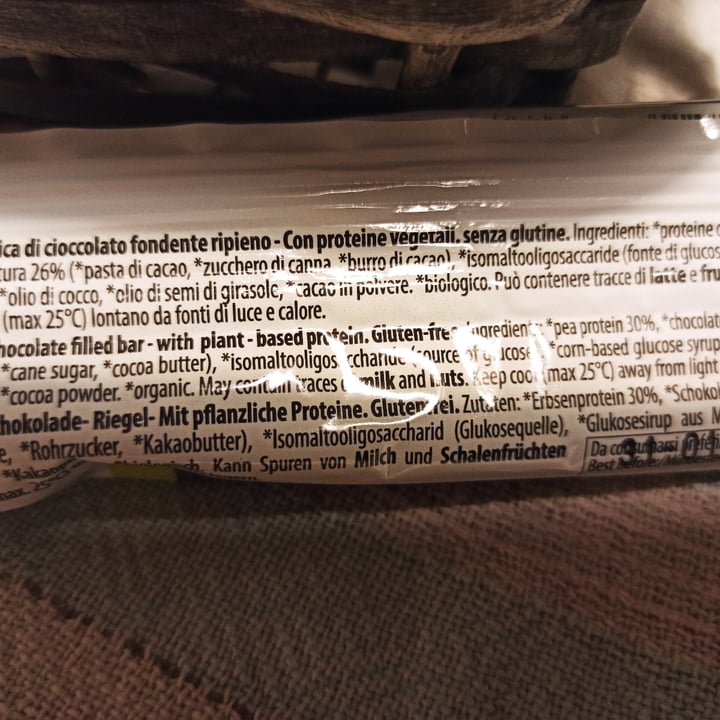 review photo of La Via Del Grano Barretta proteica al cioccolato fondente shared by @soniapiccola on 18 Apr 2022 - review