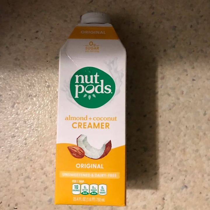 review photo of nutpods Original Almond + Coconut Creamer shared by @licinio on 12 May 2022 - review