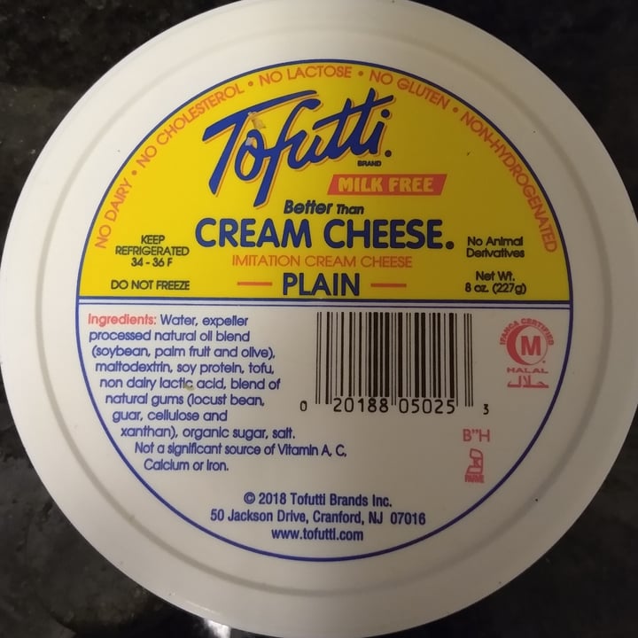 review photo of Tofutti Better Than Cream Cheese shared by @ialarmedalien on 26 Aug 2021 - review