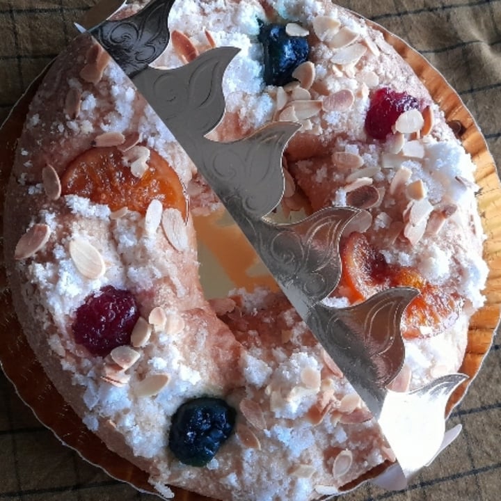 photo of The hippie Baker Roscón de Reyes shared by @dexter on  13 Jan 2021 - review