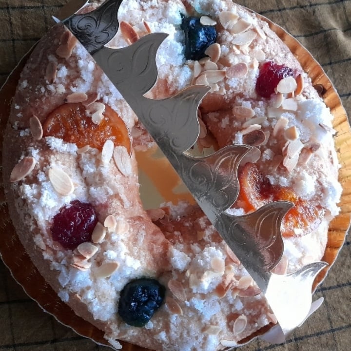 review photo of The hippie Baker Roscón de Reyes shared by @dexter on 13 Jan 2021 - review