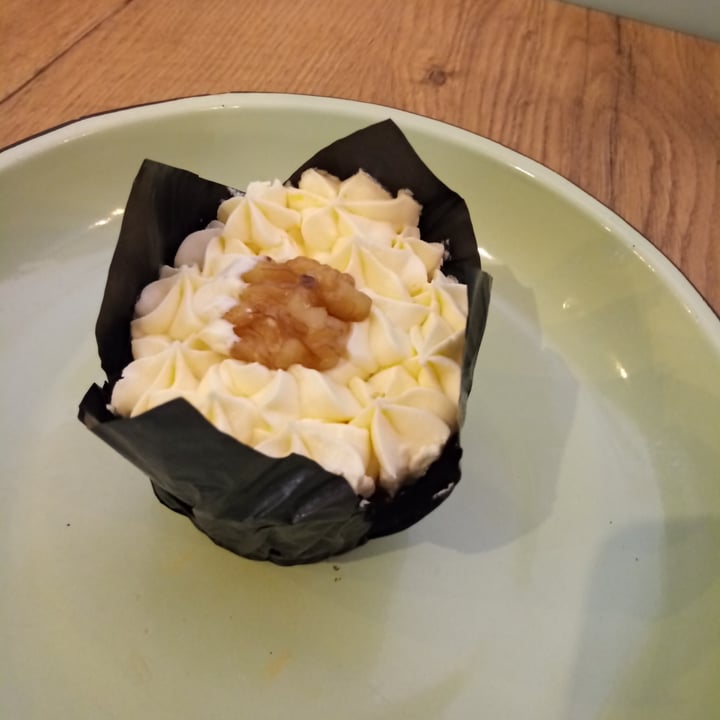 photo of Lekker Vegan Kyalami On Main Carrot Cupcake shared by @nnandita15 on  15 Jun 2021 - review