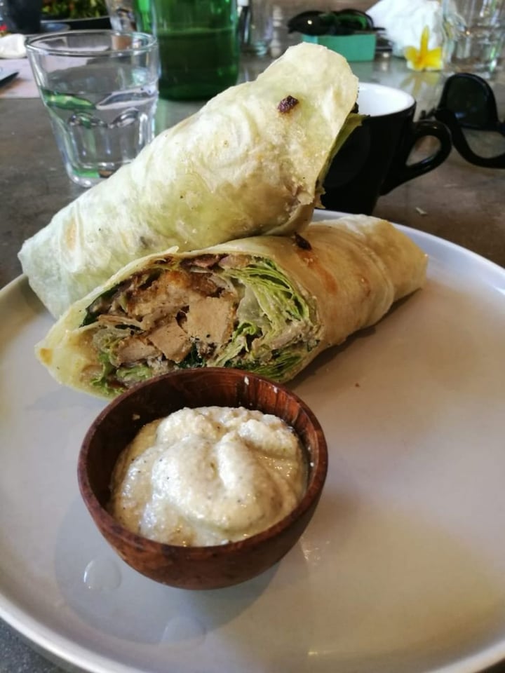 review photo of Peloton Supershop Chicken Ceasar Wrap shared by @consciouslifehacks on 21 Nov 2018 - review