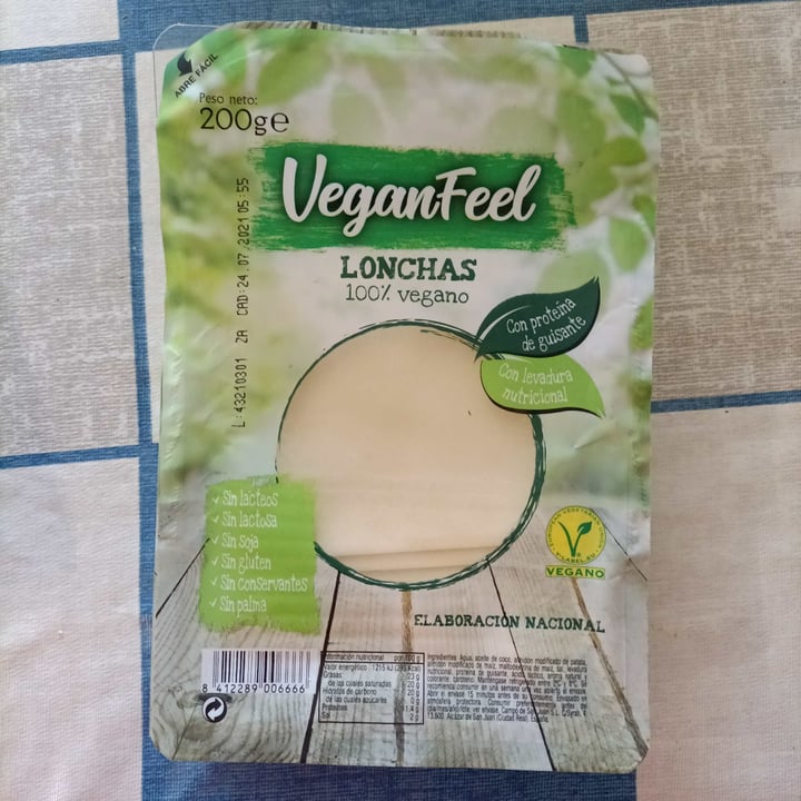photo of Vegan Feel Lonchas 100% Veganas Queso shared by @joplin77 on  08 Jun 2021 - review
