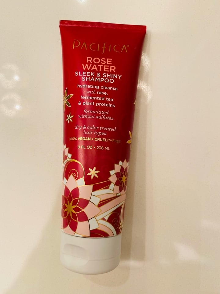 photo of Pacifica Rose Water Sleek And Shiny Shampoo shared by @gardenforlife on  25 Dec 2019 - review