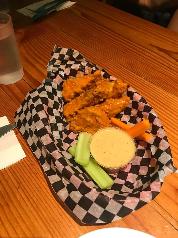 photo of The Hogtown Vegan Hot wings shared by @abstractauras on  14 Dec 2018 - review