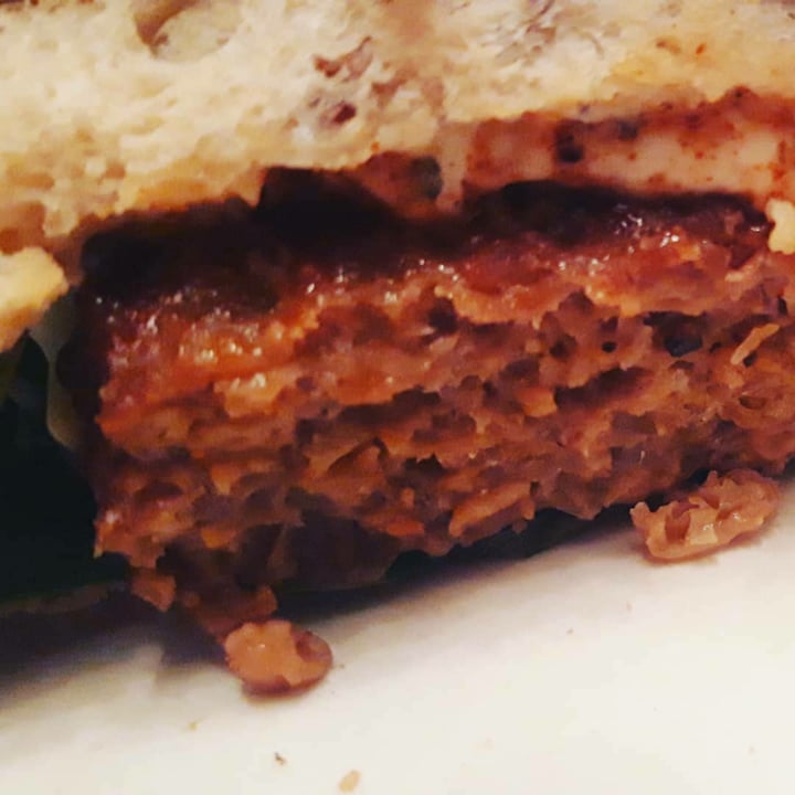 review photo of Beyond Meat Beyond Burger Plant-Based Burger 19g shared by @govganjackson on 27 Apr 2021 - review