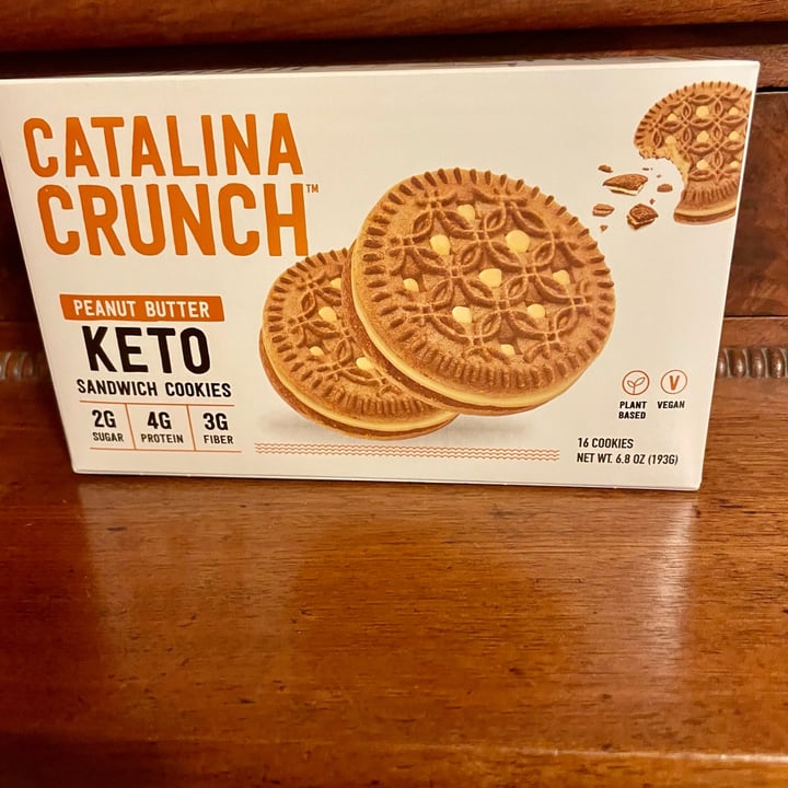 review photo of Catalina Crunch Peanut Butter Keto Sandwich Cookies shared by @omifan on 27 May 2022 - review