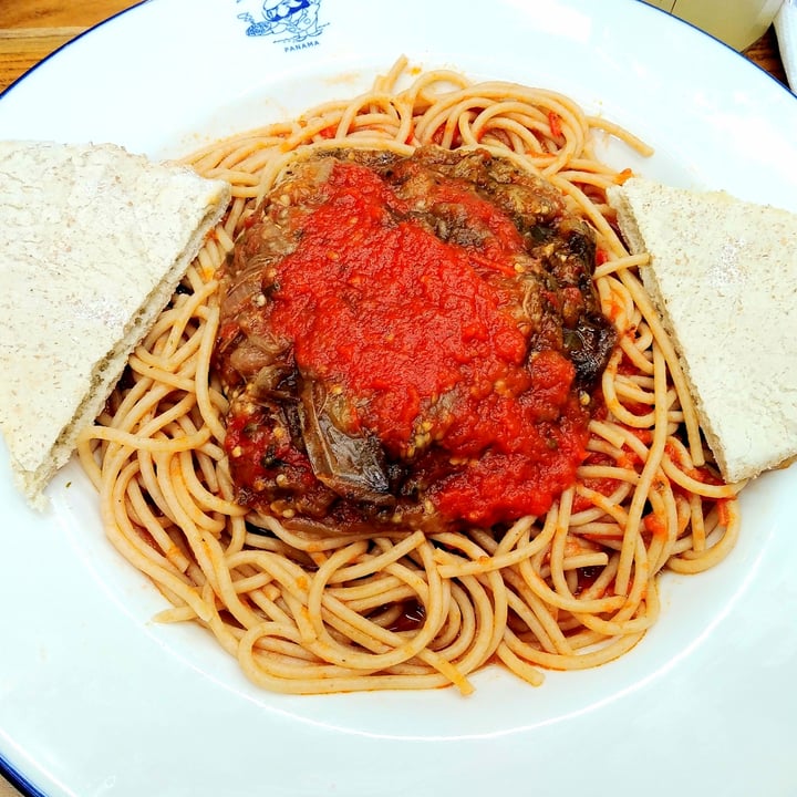 photo of Athen´s Pizza | Town Center Costa del Este Spaguetti Con Berenjena Iman shared by @moonpie on  25 Feb 2022 - review