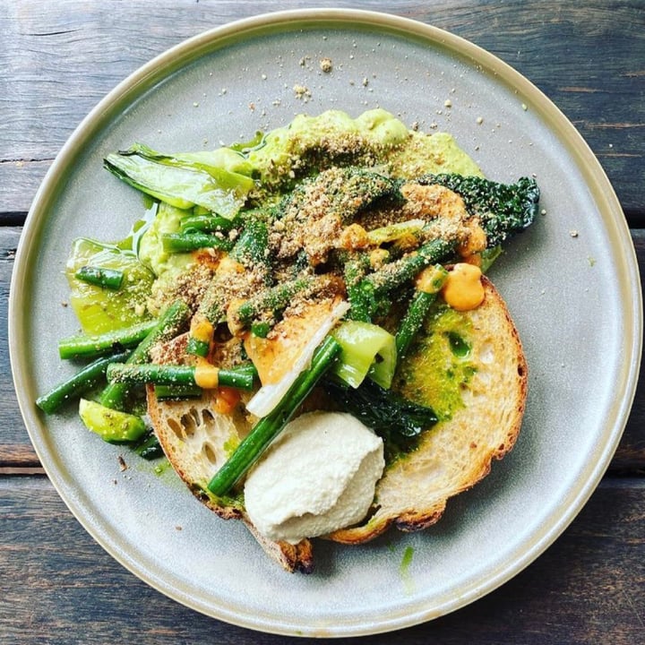 photo of Three Blue Ducks in Byron Avocado green goddess, confit chilli & garlic Farm greens, macadamia cheese, herb 21 sourdough, dukkah shared by @nourishingwithplants on  22 May 2021 - review