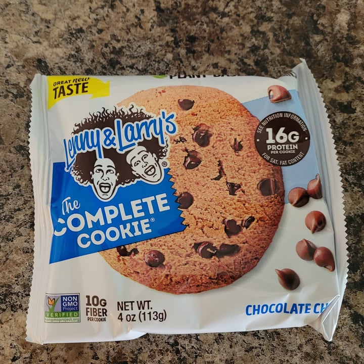 photo of Lenny & Larry’s The Complete Cookie Chocolate Chip shared by @mmthompson on  26 Jun 2021 - review