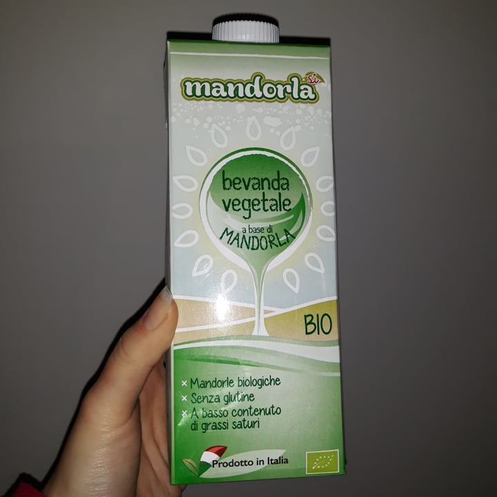 photo of Mandorla si Mandorlasi shared by @monikavegan on  26 Dec 2021 - review