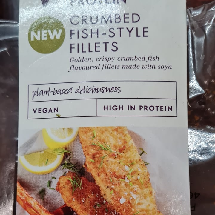 photo of Woolworths Food Plant powered Crumbed Fish Style Fillets shared by @ell269 on  05 Oct 2021 - review