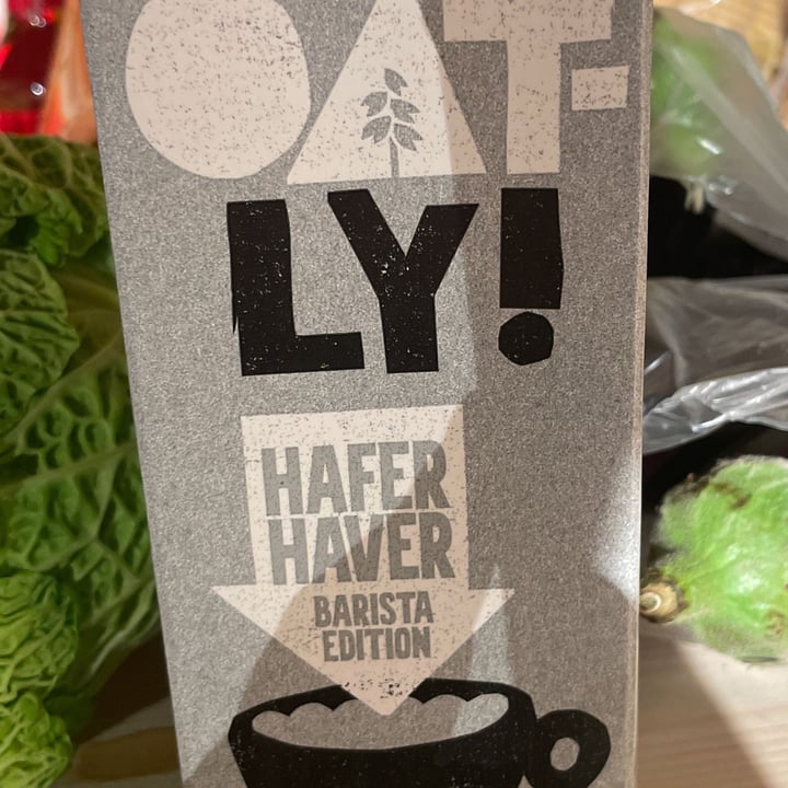 photo of Oatly Avena - Leite de Aveia shared by @alicemazzoni on  11 Mar 2022 - review