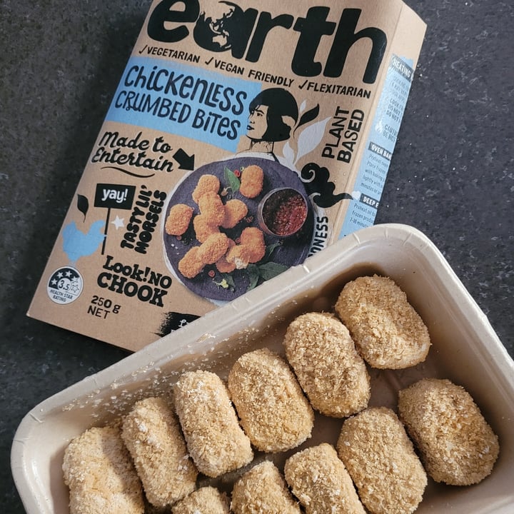 photo of Earth Chickenless Crumbed Bites shared by @ellythegeek on  04 Sep 2021 - review