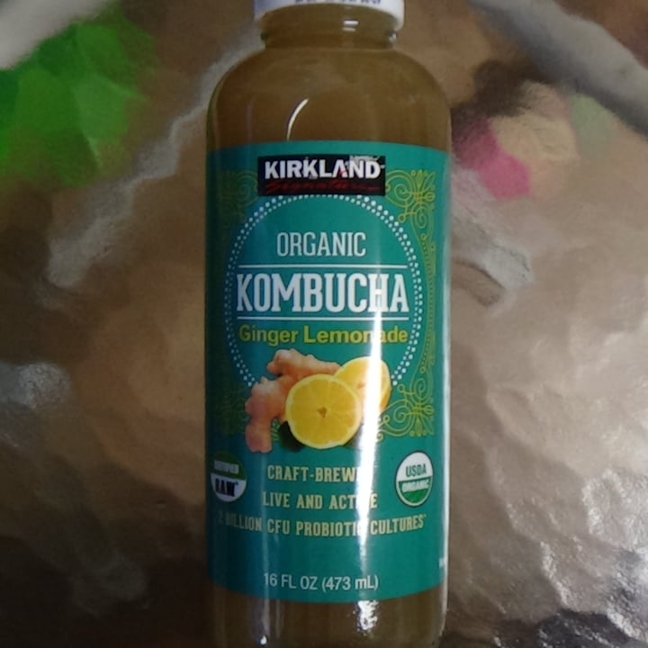 photo of Kirkland Signature Organic Ginger Lemonade Kombucha shared by @feelideal on  16 Feb 2021 - review