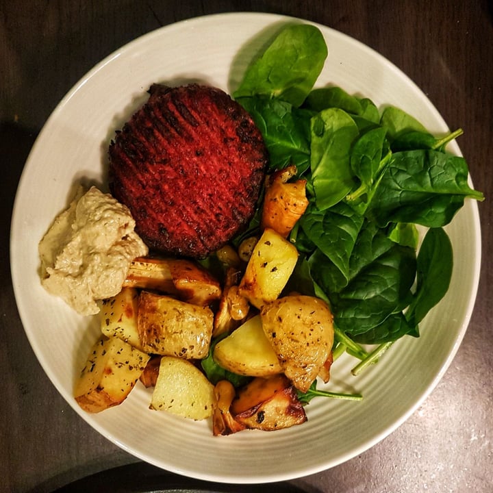 review photo of Iceland Foods No bull burgers shared by @kat08 on 27 Dec 2019 - review
